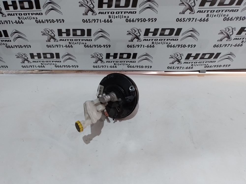 Servo dobos Peugeot 208 Pezo