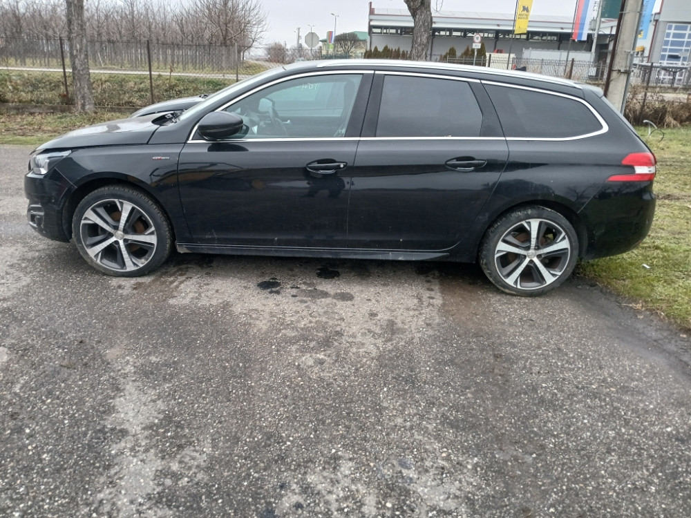 Peugeot 308 2016 godina GT Line dijelovi djelovi delovi Pezo