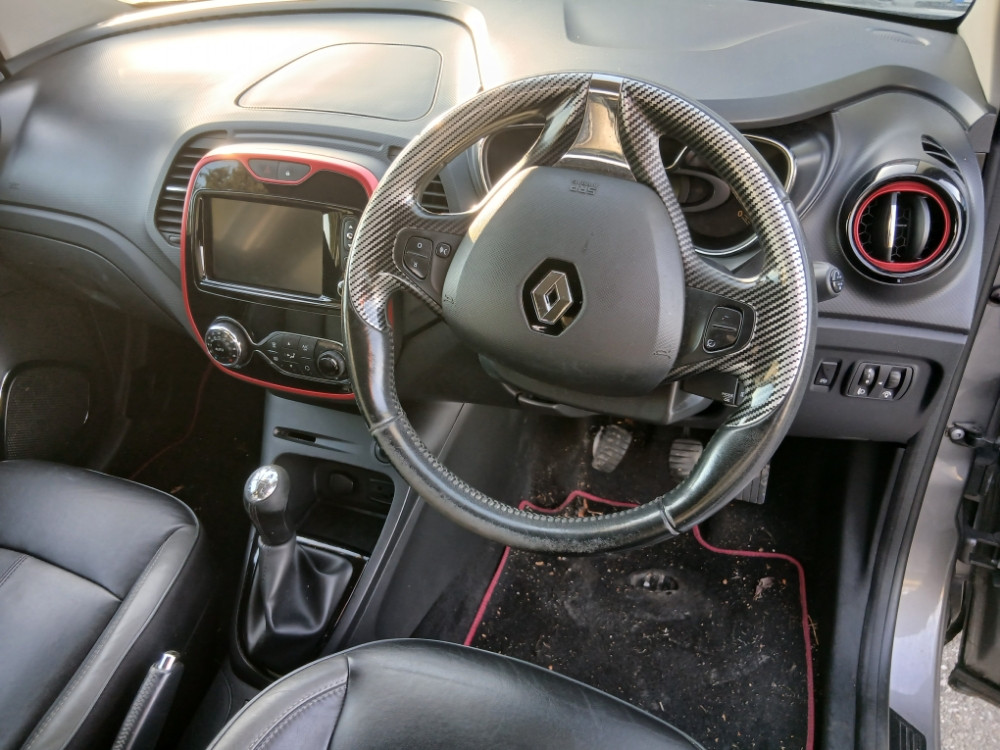 Renault Captur Reno Kaptur prednja zadnja sjedista klupa pojasevi