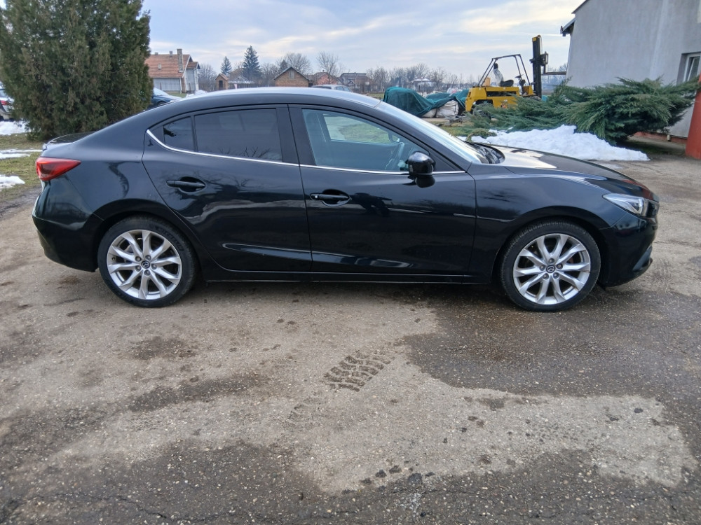 Mazda 3 polustranica krov prag stok stub krak sina alu greda lim