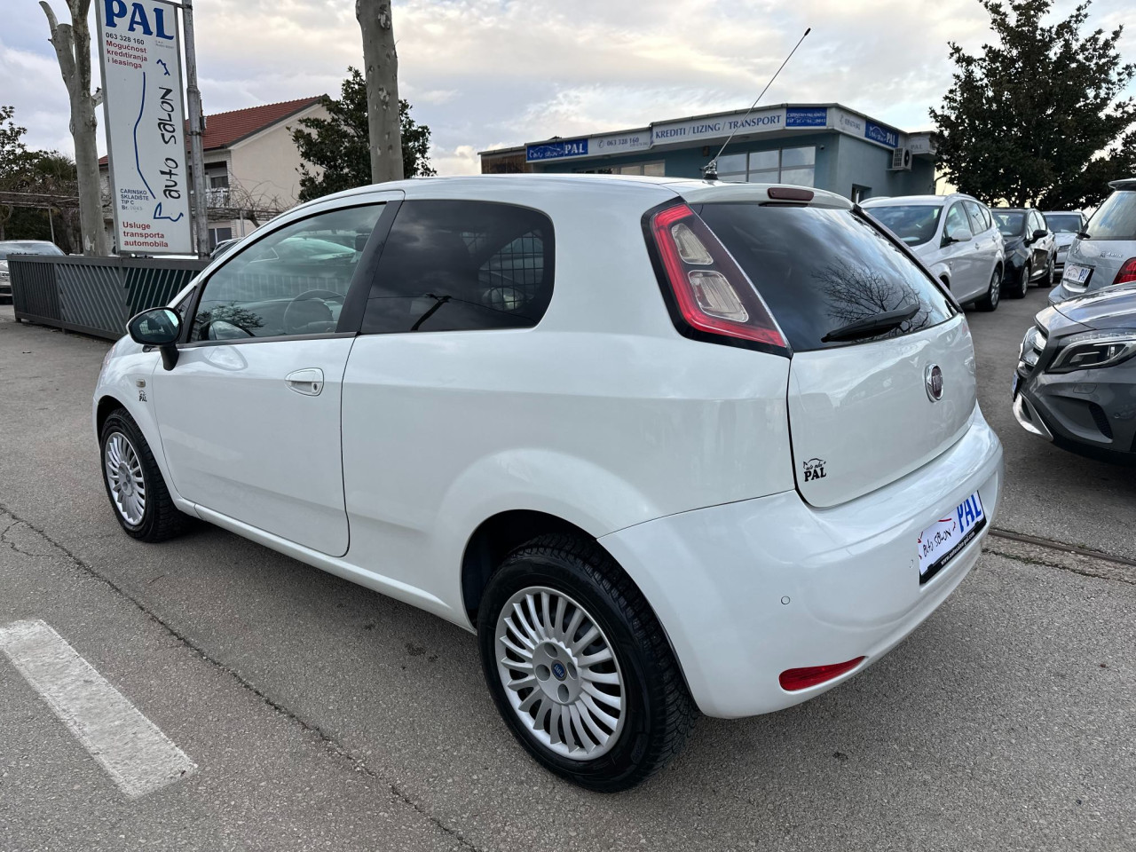 Fiat Punto Grande 1.3 MultiJet 75KS LKW Teretni 2014