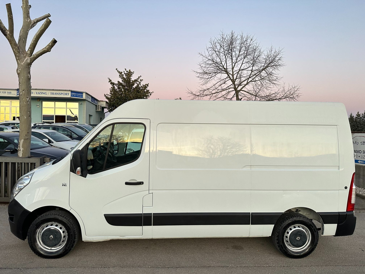 Renault Master 2.3 dCi 136 KS L2H2 3 Sjedišta Senzori NAVI 2016
