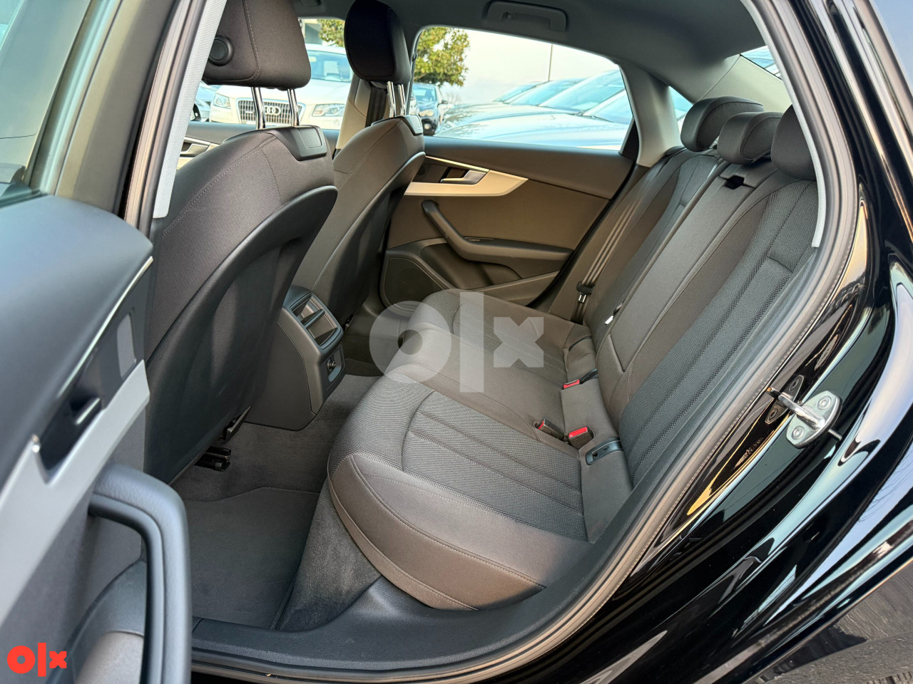 Audi A4 2.0 TDI S-Tronic Business Line FACELIFT FULL-LED NAV 2022