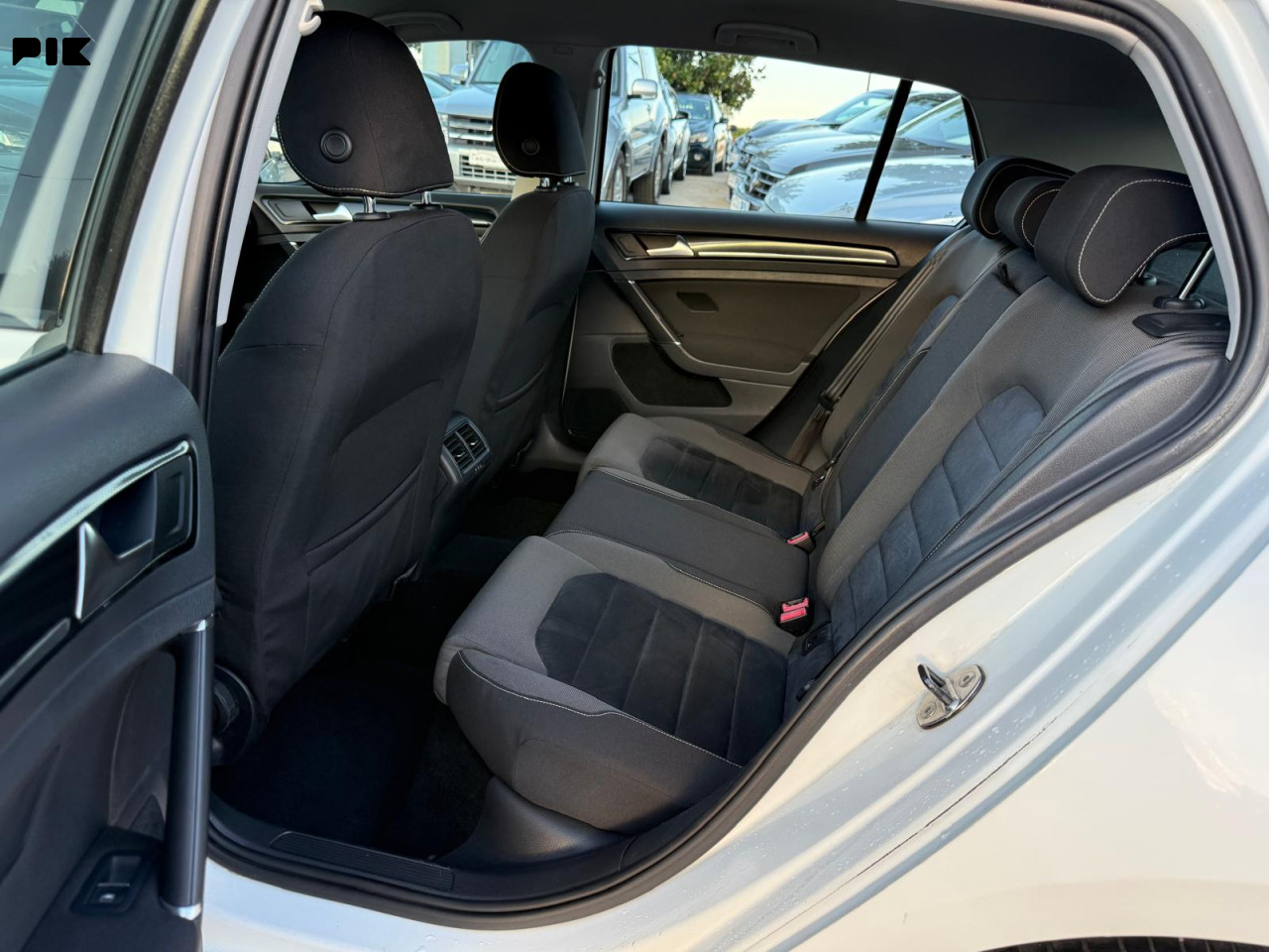 Volkswagen Golf 7 1.6 TDI 105 KS Highline