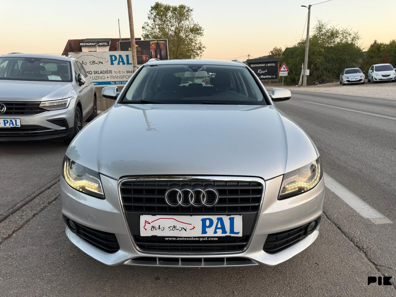 Audi A4 2.0 TDI Automatik F1 Xenon LED NAVIGACIJA Euro 5 2010