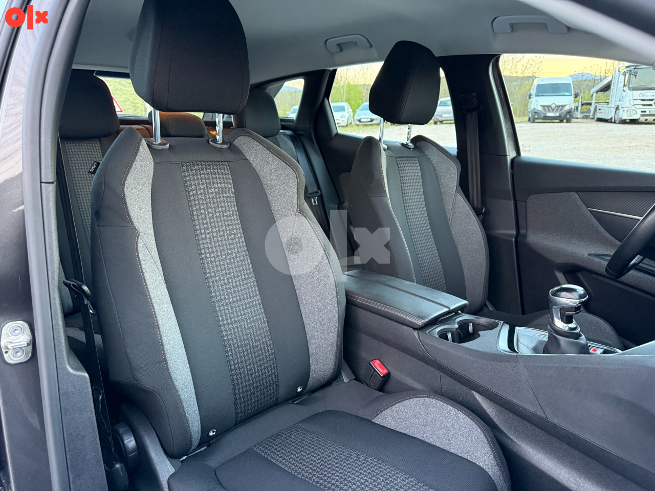 Peugeot 3008 1.5 BlueHDI 130 KS NAVI Active Business Kamera 2021