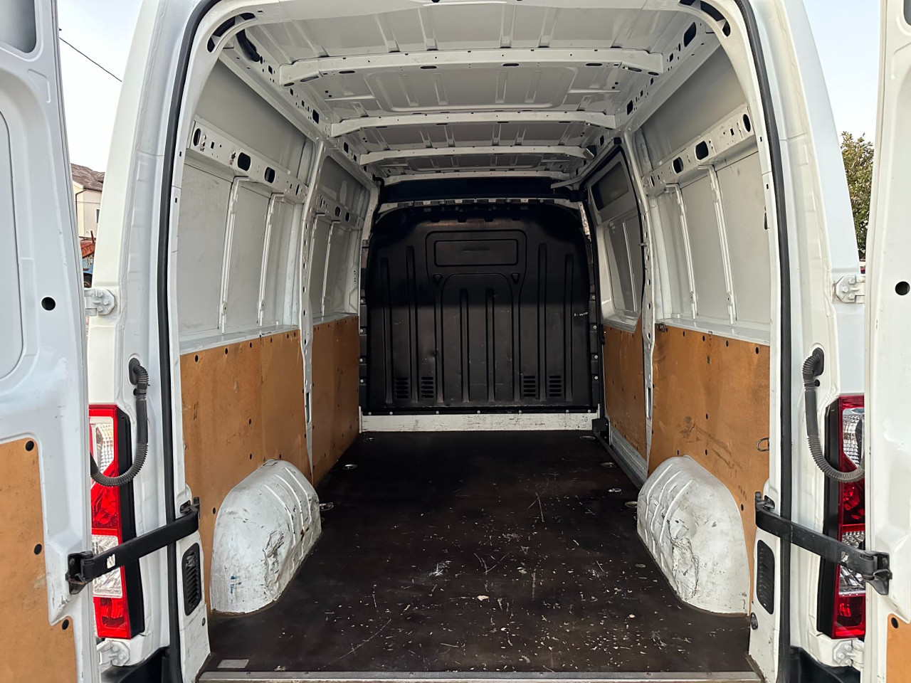 Renault Master 2.3 dCi 136 KS L2H2 3 Sjedišta Senzori NAVI 2016