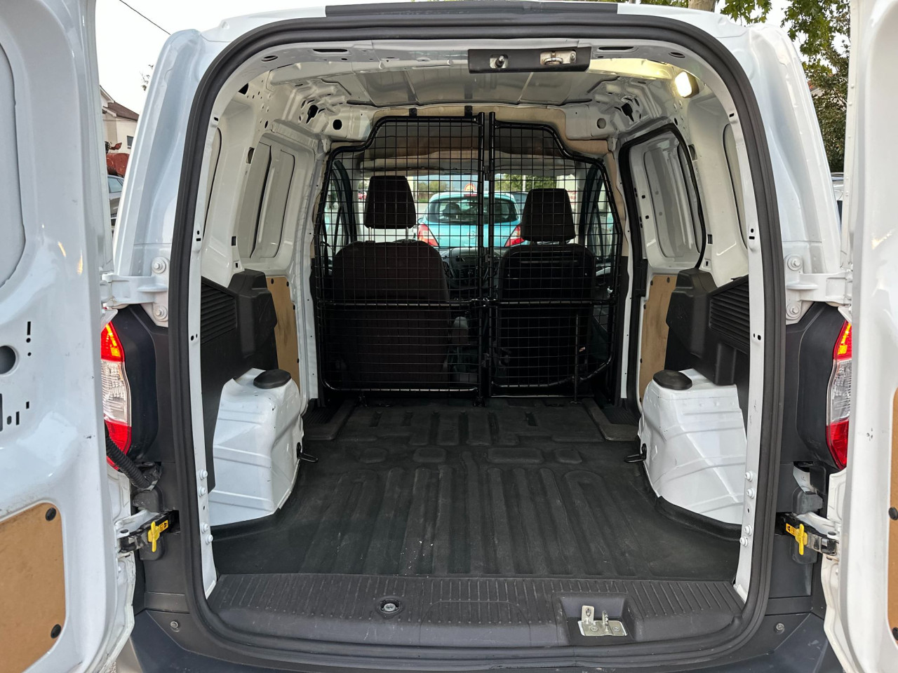 Ford Transit Courier 1.5 TDCI 75 KS 2016