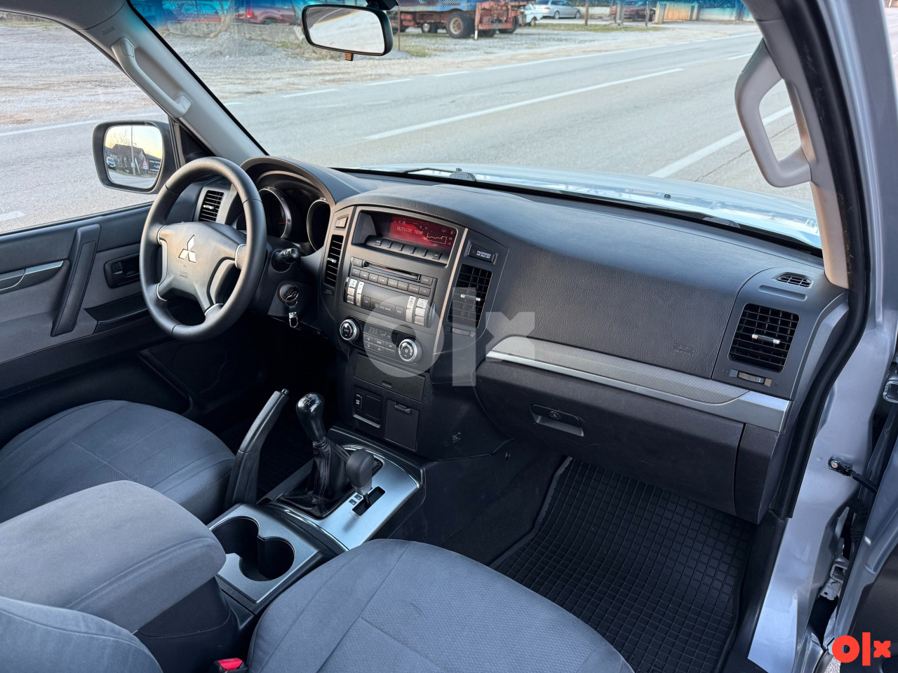 Mitsubishi Pajero 4 3.2 DI-D 200 KS Manuelni 4x4 Euro 5 2011