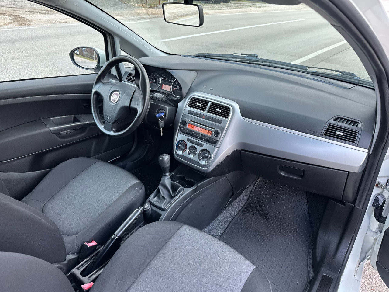 Fiat Punto Grande 1.3 MultiJet 75KS LKW Teretni 2014