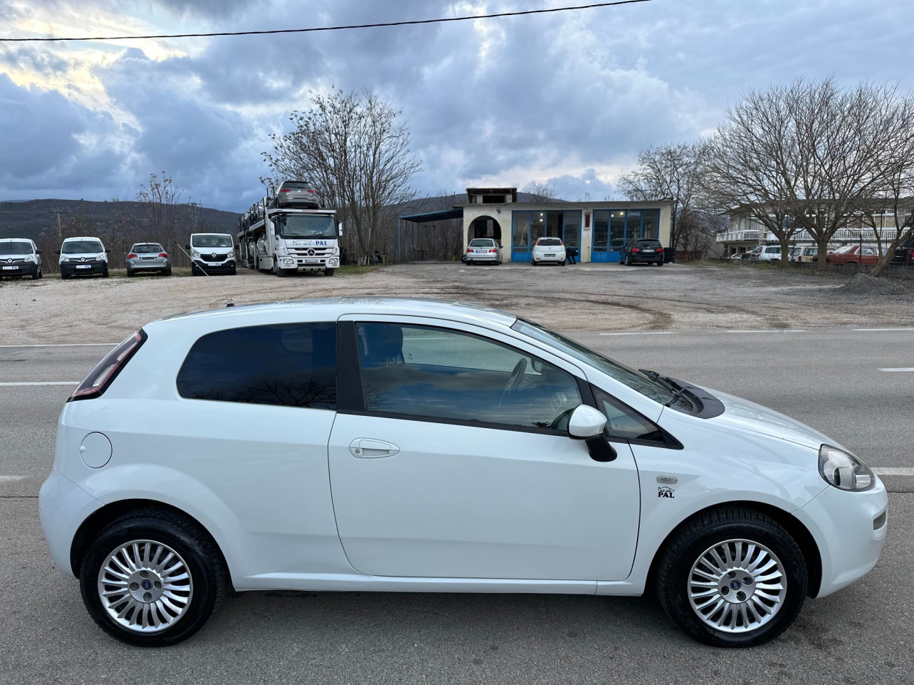 Fiat Punto Grande 1.3 MultiJet 75KS LKW Teretni 2014