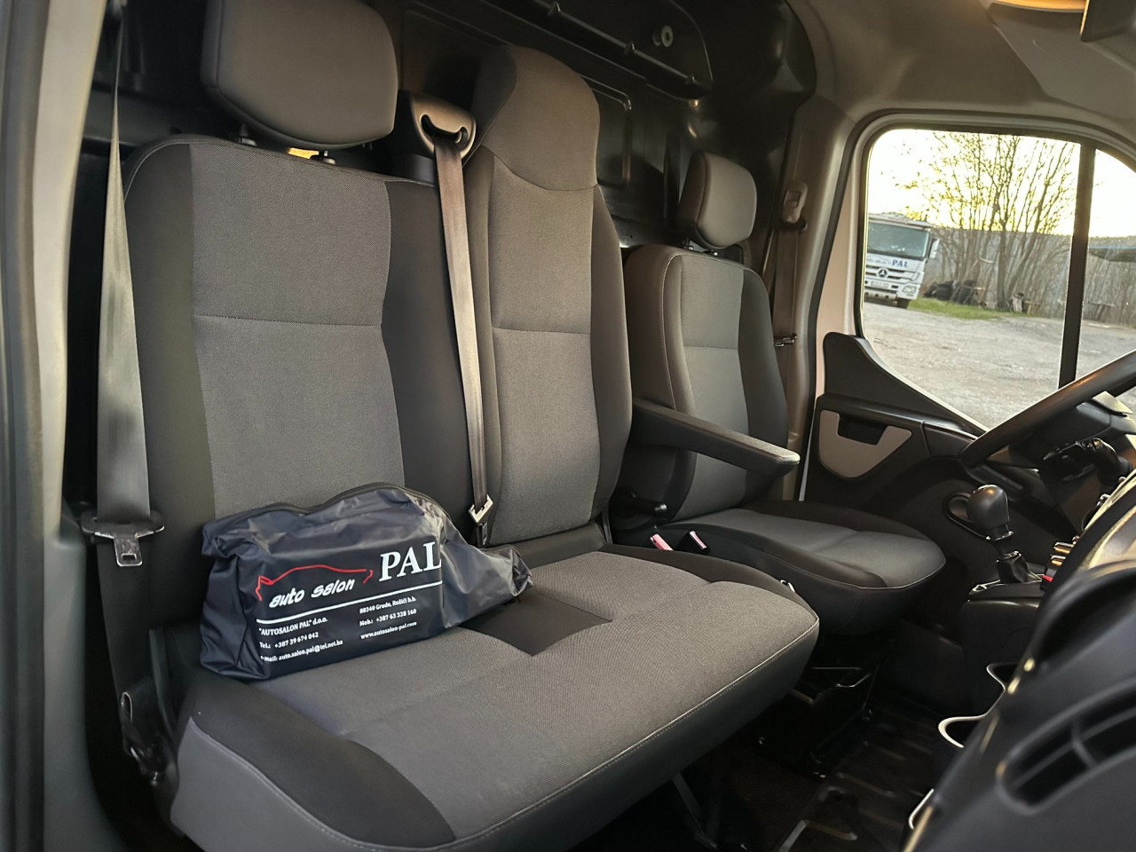 Renault Master 2.3 dCi 136 KS L2H2 3 Sjedišta Senzori NAVI 2016