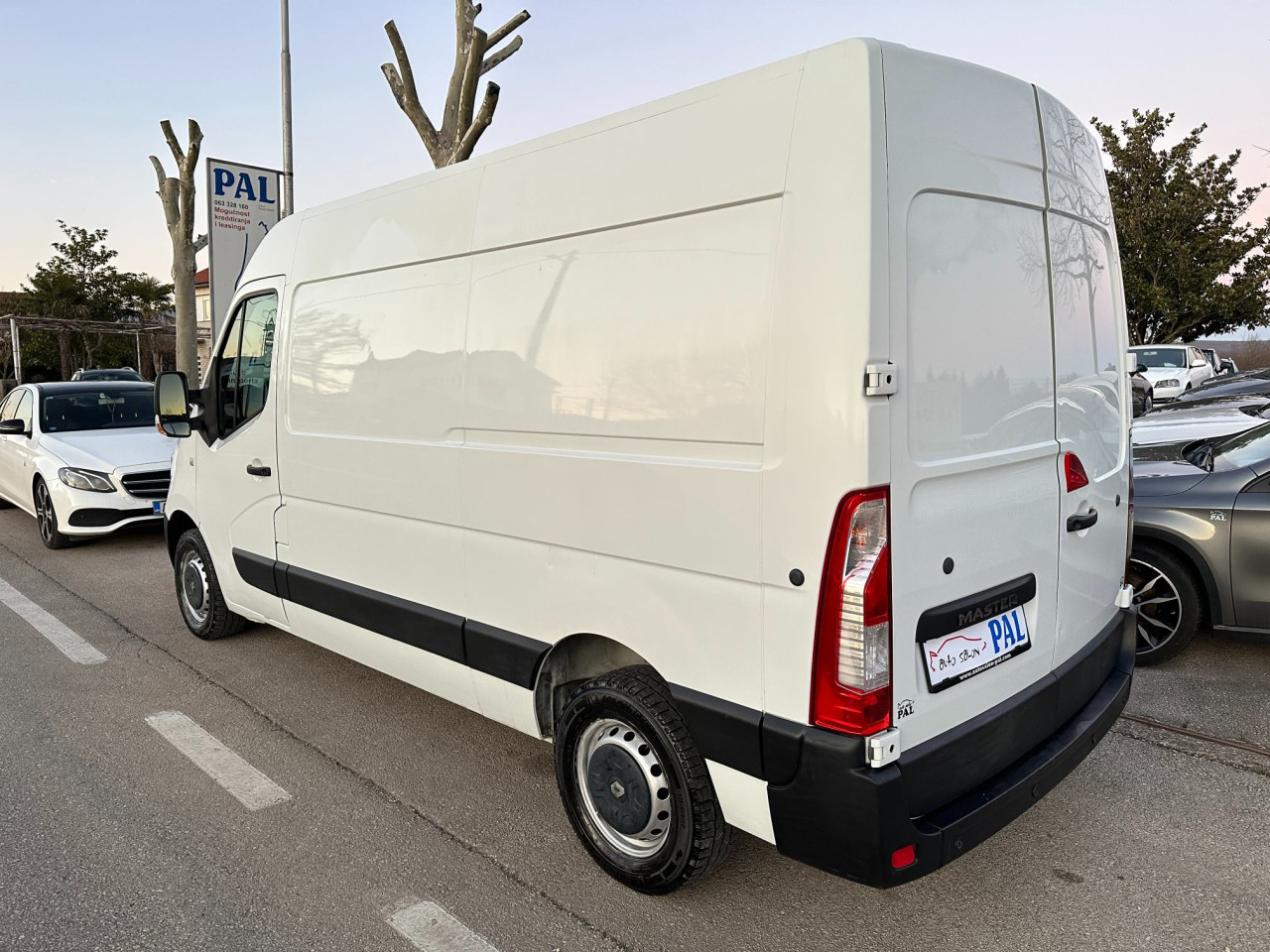 Renault Master 2.3 dCi 136 KS L2H2 3 Sjedišta Senzori NAVI 2016