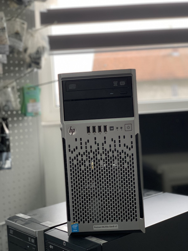 Server Intel Xeon 3.5GHz/24GB RAM