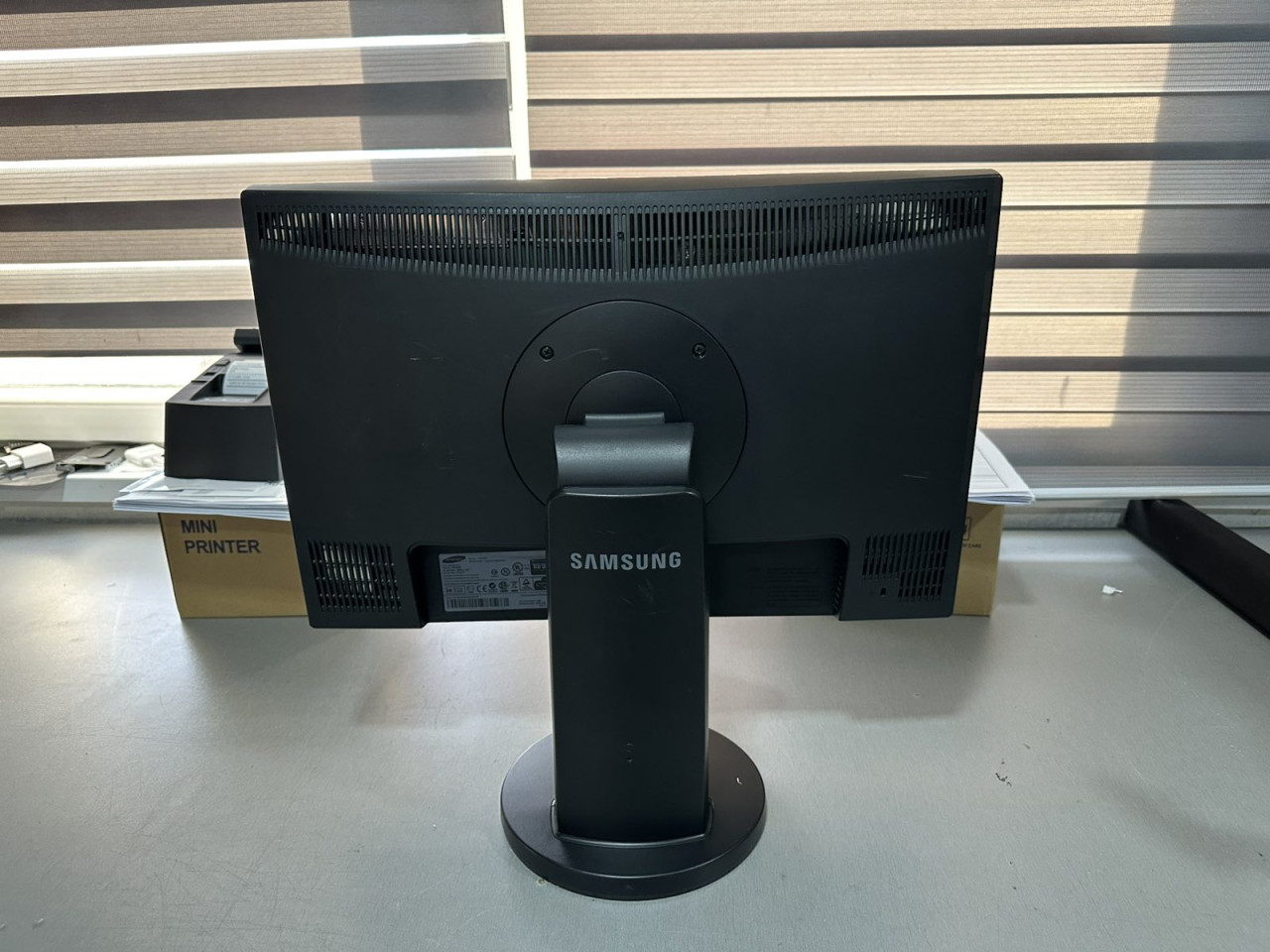 Monitor SAMSUNG 22" AKCIJA AKCIJA AKCIJA!!!!