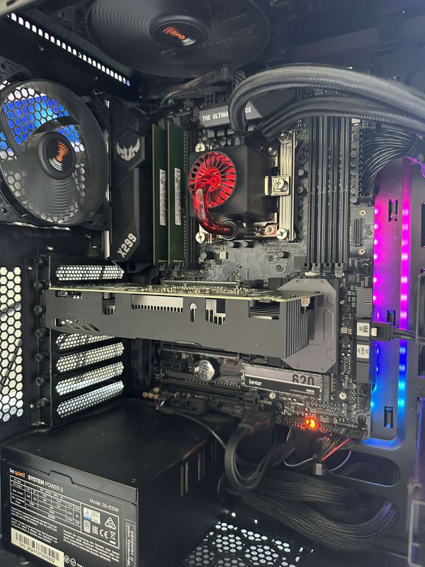 Gaming Računar i7-7820X/16GB RAM/GTX 1050TI 4GB/VODENO HLADJENJE