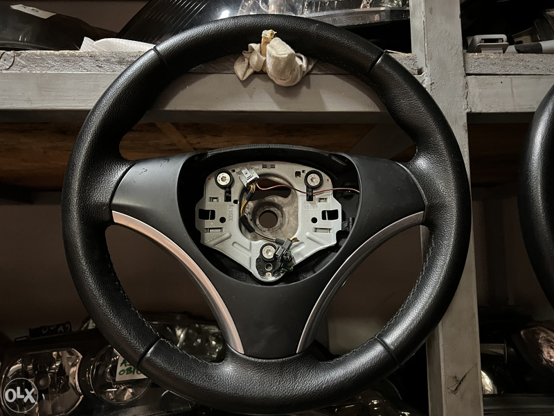 Volan volani bmw e90 e92 e93 x1 e87 e84 vise kom m