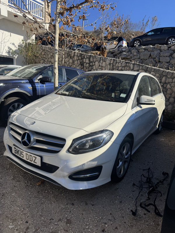 Hauba prednja mercedes w246 b klasa facelift bijela