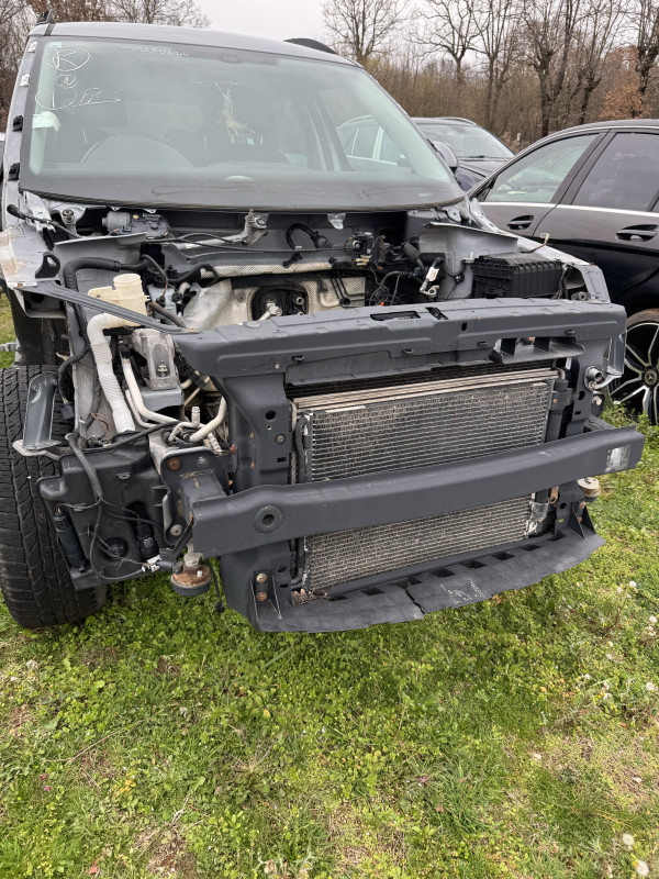Prsa greda hladnjaci vezni lim skoda yeti 2011 2.0 tdi