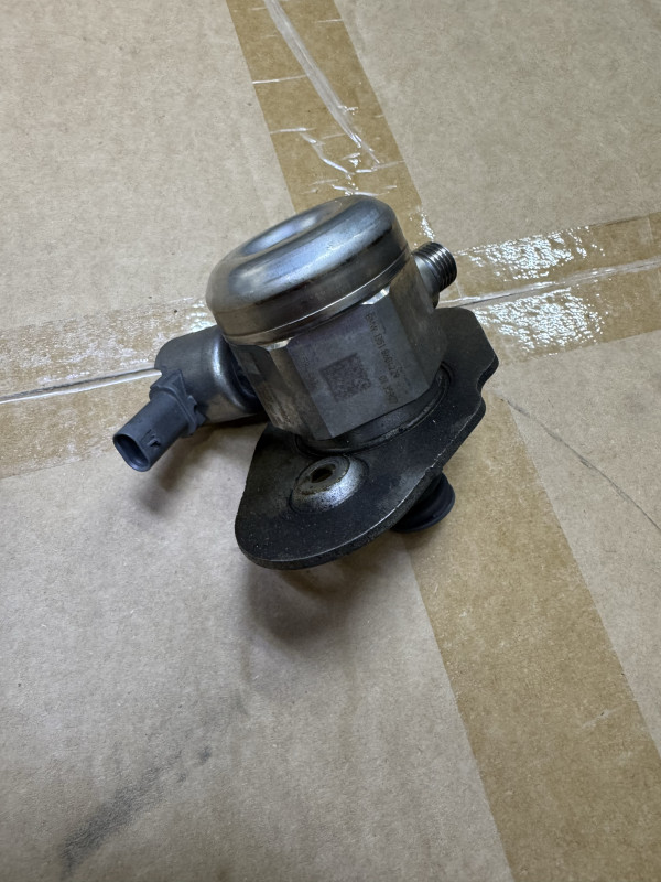 Pumpa goriva bmw n20 420i 320i 8604229
