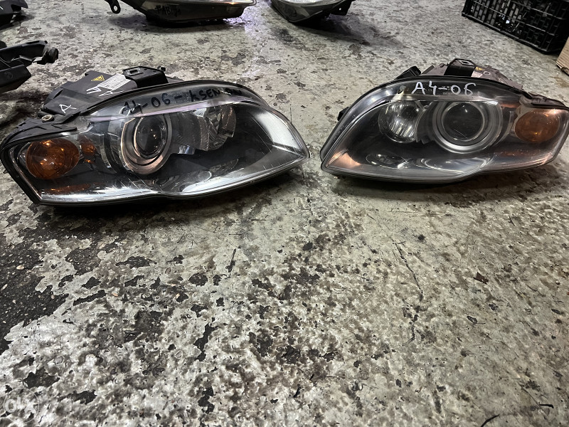 Farovi audi a4 2006 xenon kao novi