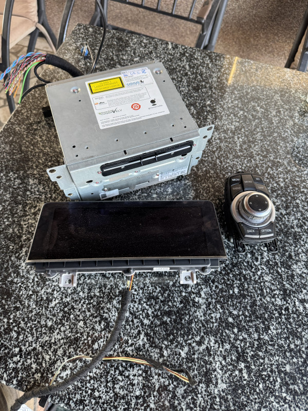Bmw f30 f31 f32 navigacija ekran cic komplet set velika original