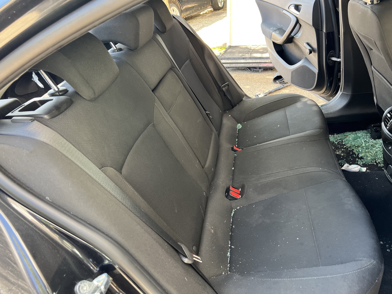 Dijelovi opel insignia 2.0 cdti 2013 extra stanje komplet
