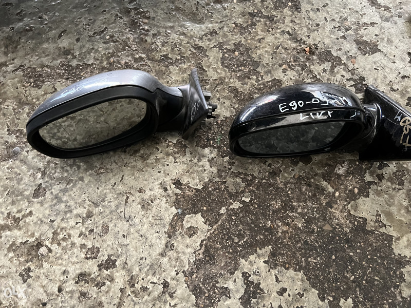 Retrovizori bmw e90 e92 e93 facelift lijevi vise komada