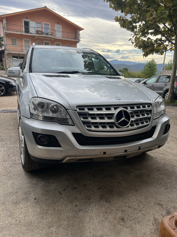 Prednji kraj ml w164 facelift branik far blatobran hauba