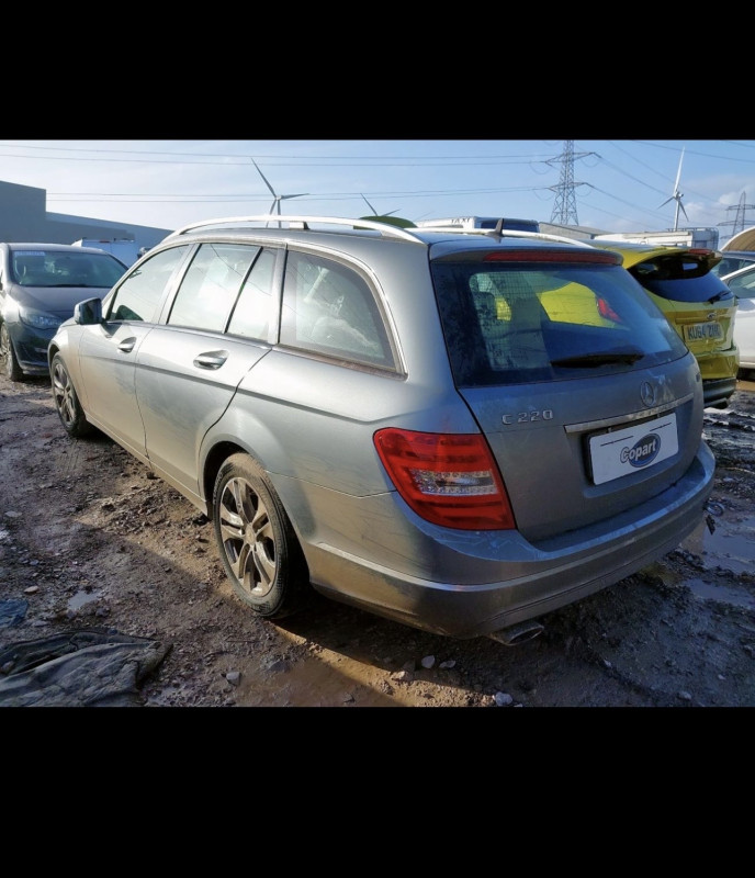 Mercedes c klasa w204 facelift dijelovi djelovi 2,2 om651