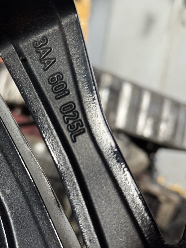 Felge i gume passat b8 b7 18 5x112 kao novo 225 45 18