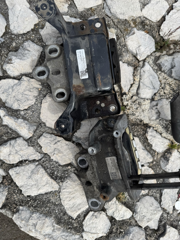 Nosac motora nosaci golf 7 2.0 tdi gtd 5q0 199 555 t 262