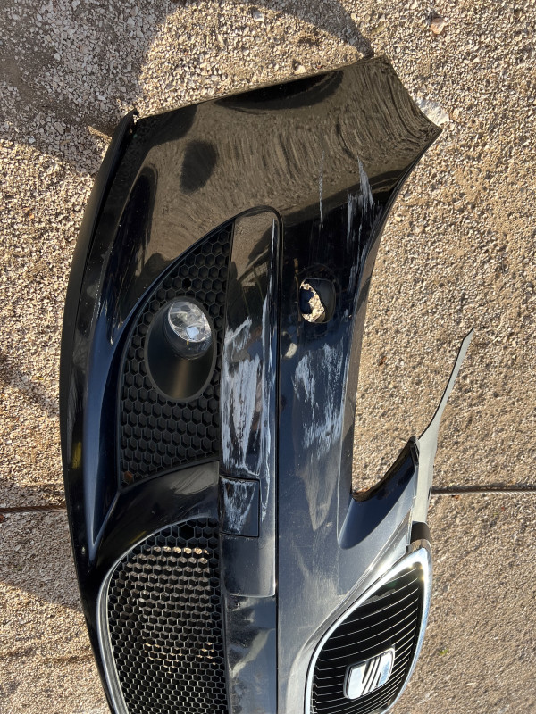 Prednji branik seat altea 2006 crni
