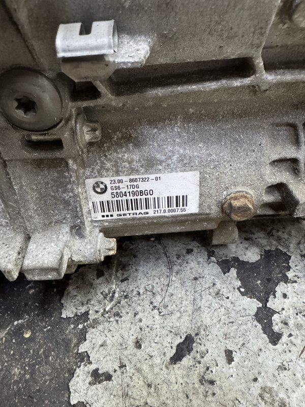Mjenjac bmw x1 manual saltung 6 brzina sdrive 8607322 getrag