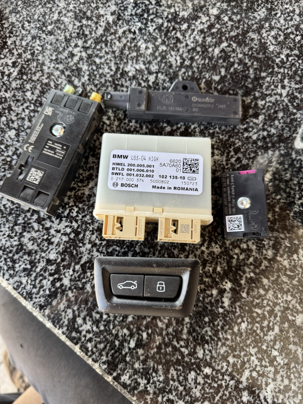 Elektronike bmw g20 m340i 2024 mrtvi kut ostale