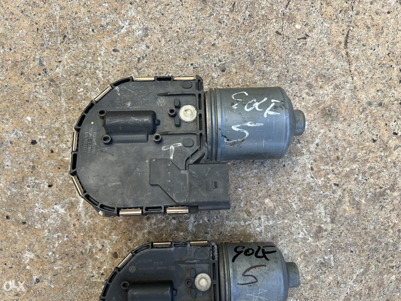 Prednji motor motoric brisaca golf 5 golf 6 vise komada