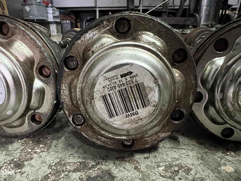 Zadnje polosovine bmw e90 e91 e92 e93 e87 vise kom