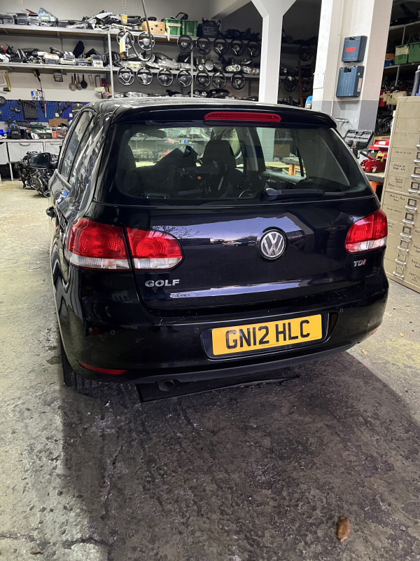 Golf 6 1.6 dijelovi djelovi kompletan mf volan navi