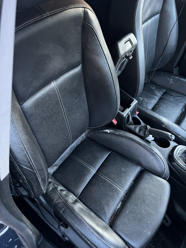 Sjedista opel astra j koza profilirana full grijanje kao novo