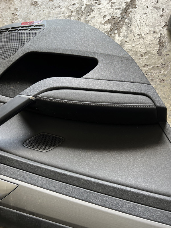 Tapacirung tapacirunzi vw golf 7 karavan kao novo 2015