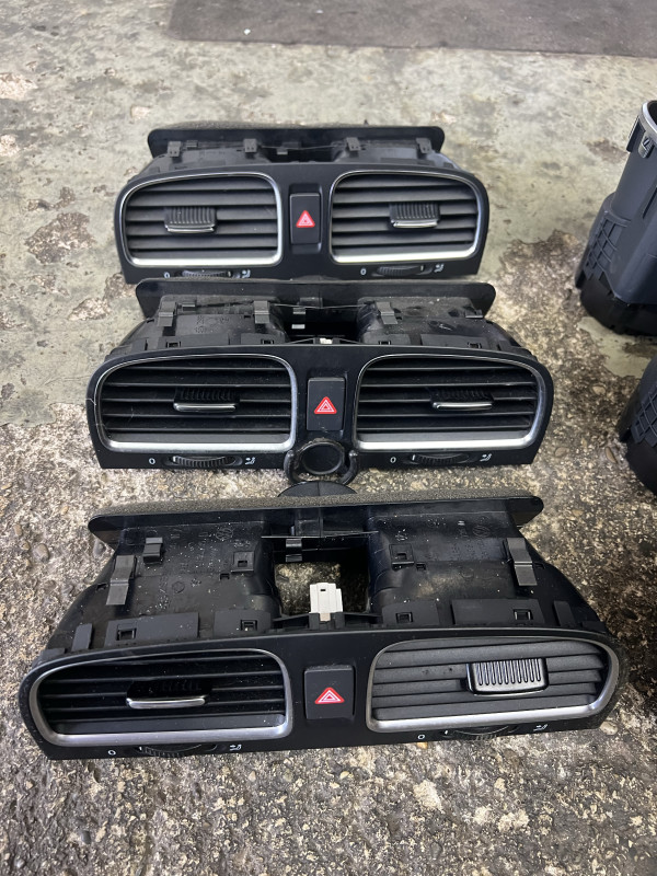 Resetka ventilacije resetke golf 6 vise komada zmigavci
