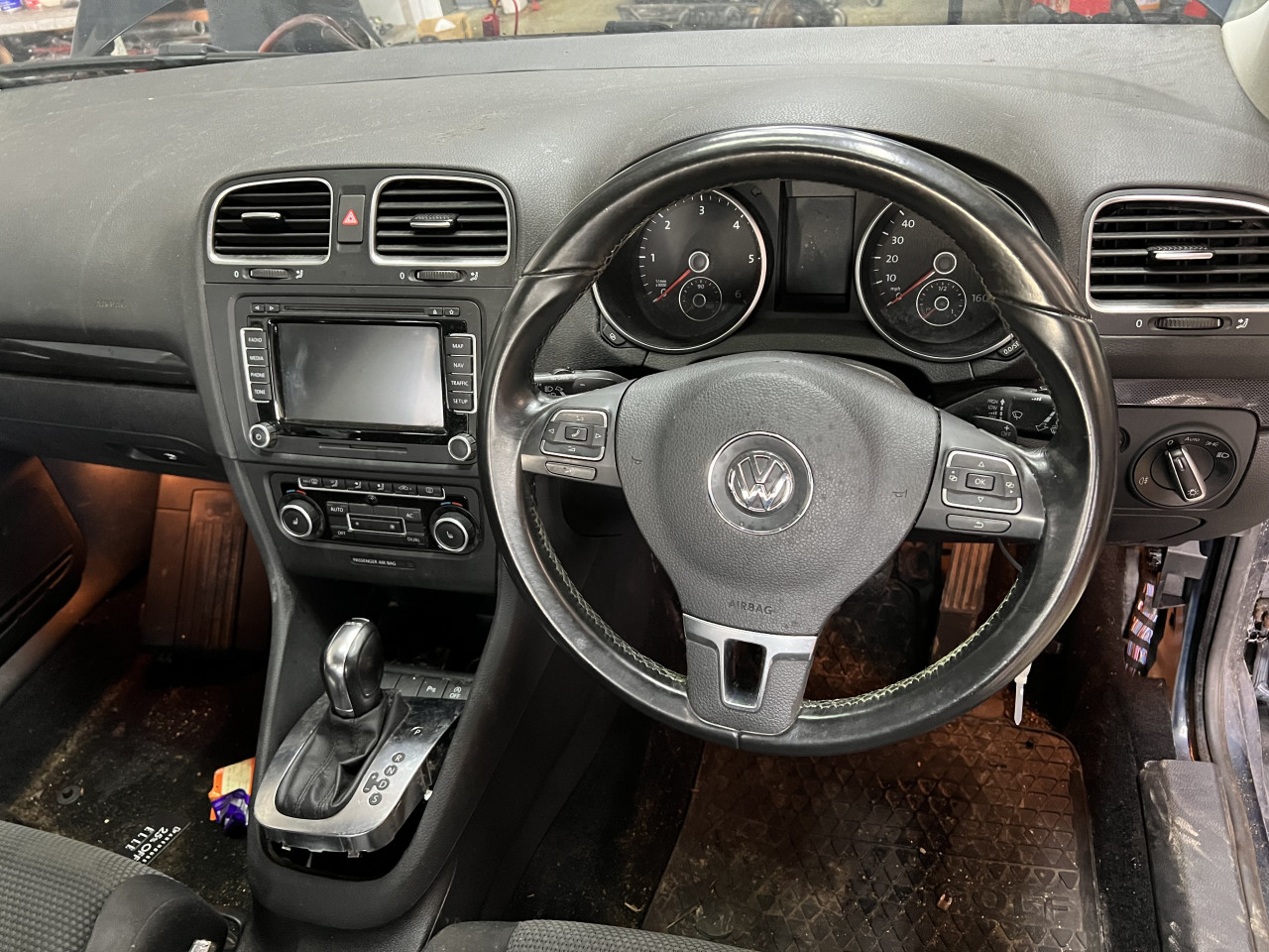 Golf 6 1.6 tdi DSG dijelovi djelovi 2011 za dijelove plavi