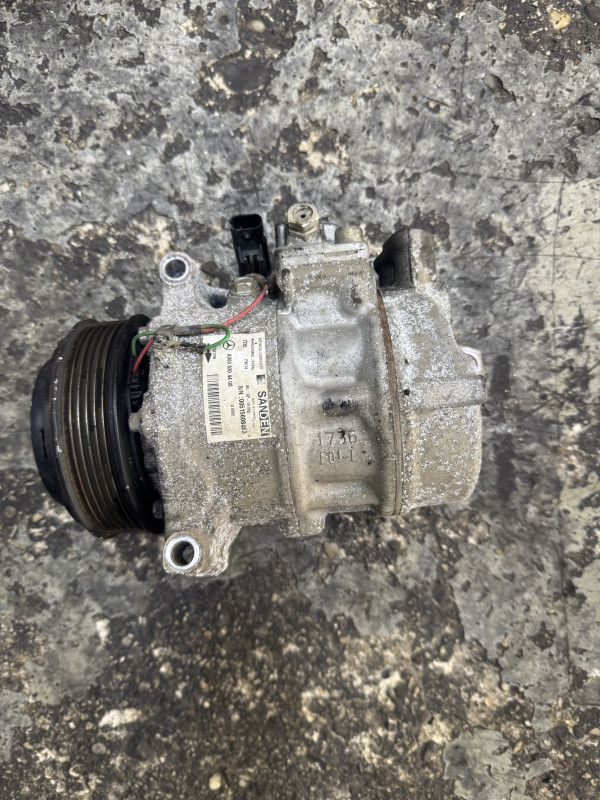 Kompresor klime mercedes w205 c klasa om651 a000 830 44 00