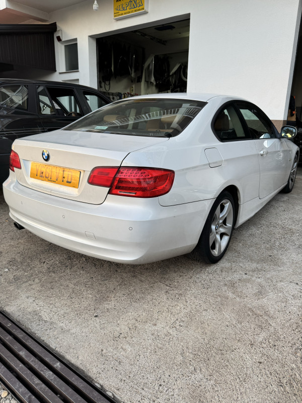 Bmw e92 2011 djelovi dijelovi facelift smedja koza top stanje