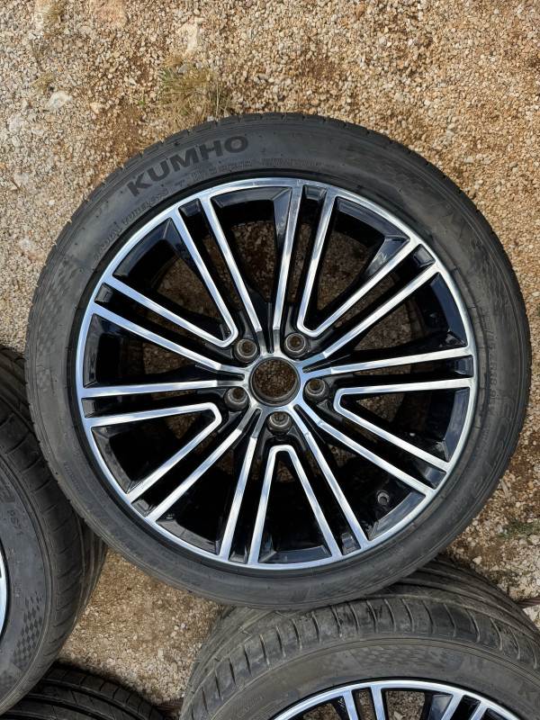 Felge i gume passat b8 b7 18 5x112 kao novo 225 45 18