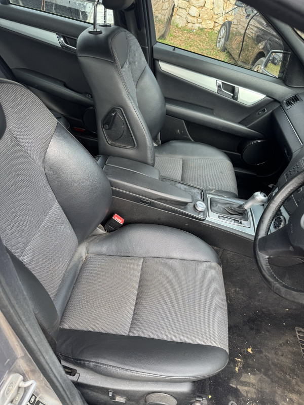 Mercedes c klasa dijelovi om651 2010 amg karavan