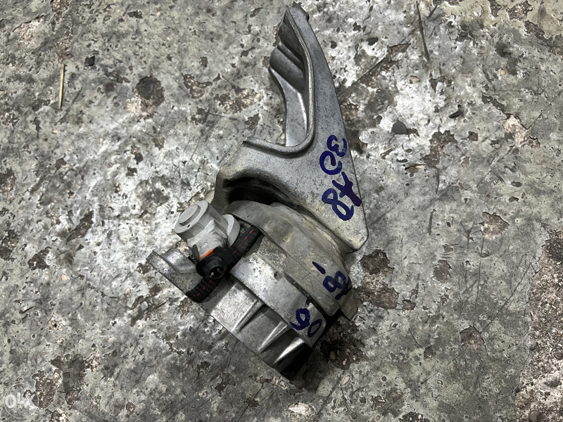 Nosac motora audi a8 3.0d dizel 2006