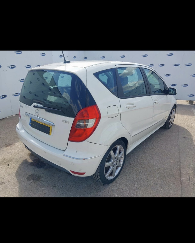 Mercedes a klasa dijelovi djelovi 180 cdi facelift 2012 automatik