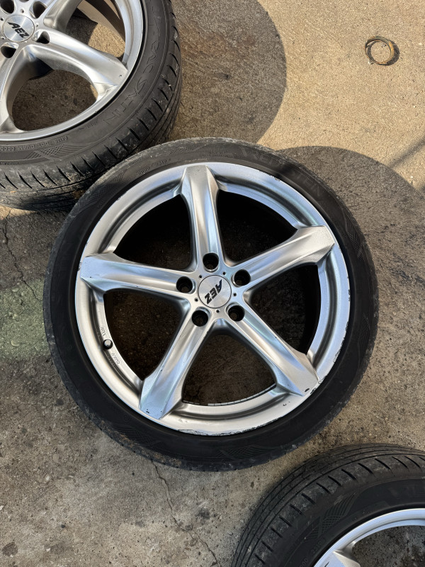 Felge i gume aez japan 5x114,3 mazda honda 18ke 215 45 18 et 45