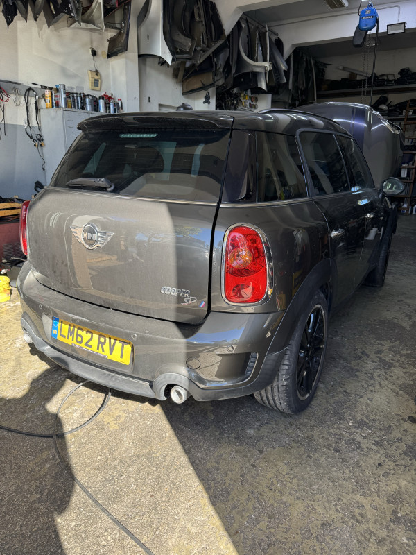 Mini countryman s 2.0 dizel n47 2012 dijelovi xenon navi pano